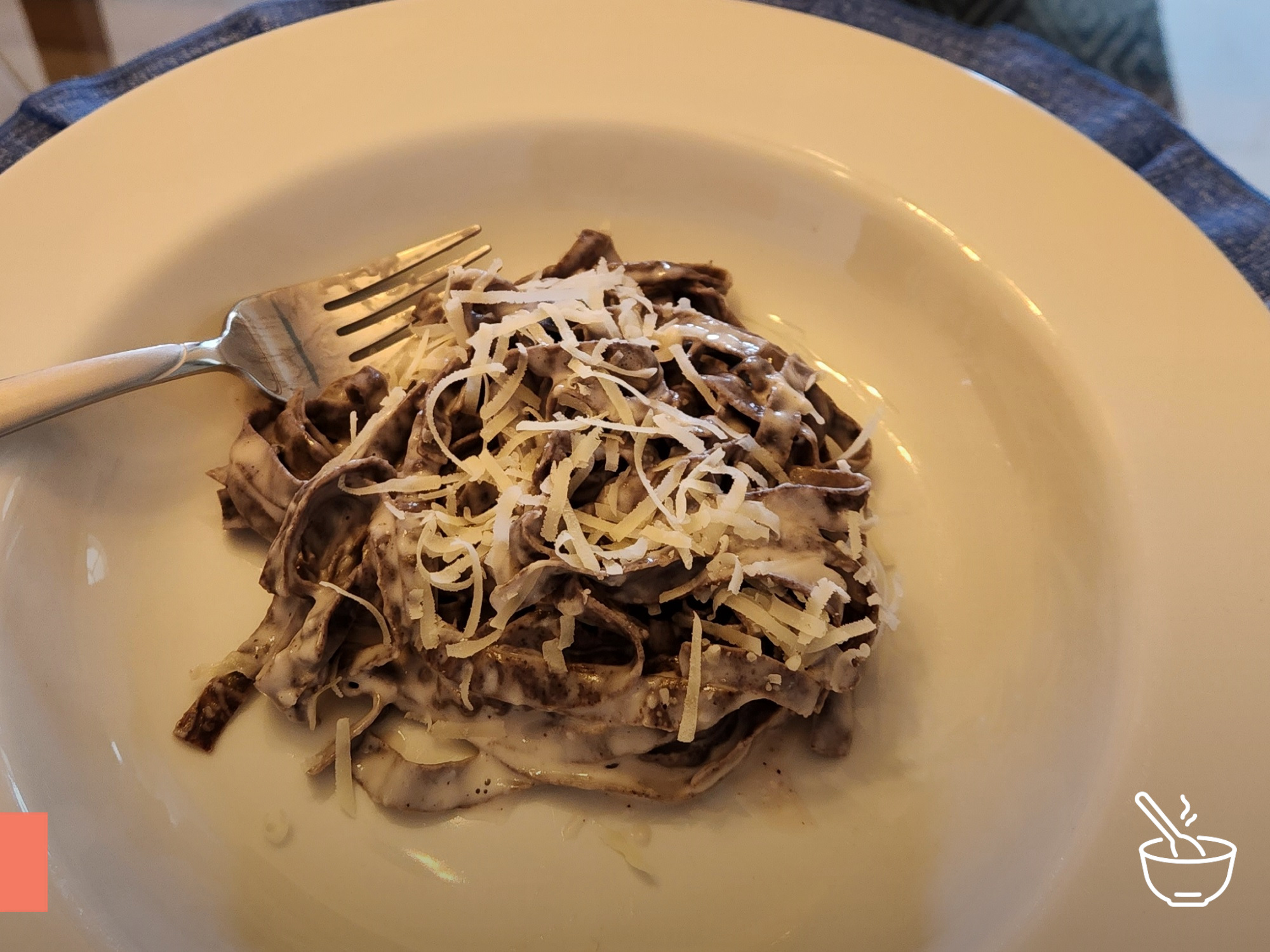 Para o lanche: aprenda a fazer uma pasta de gorgonzola com damasco